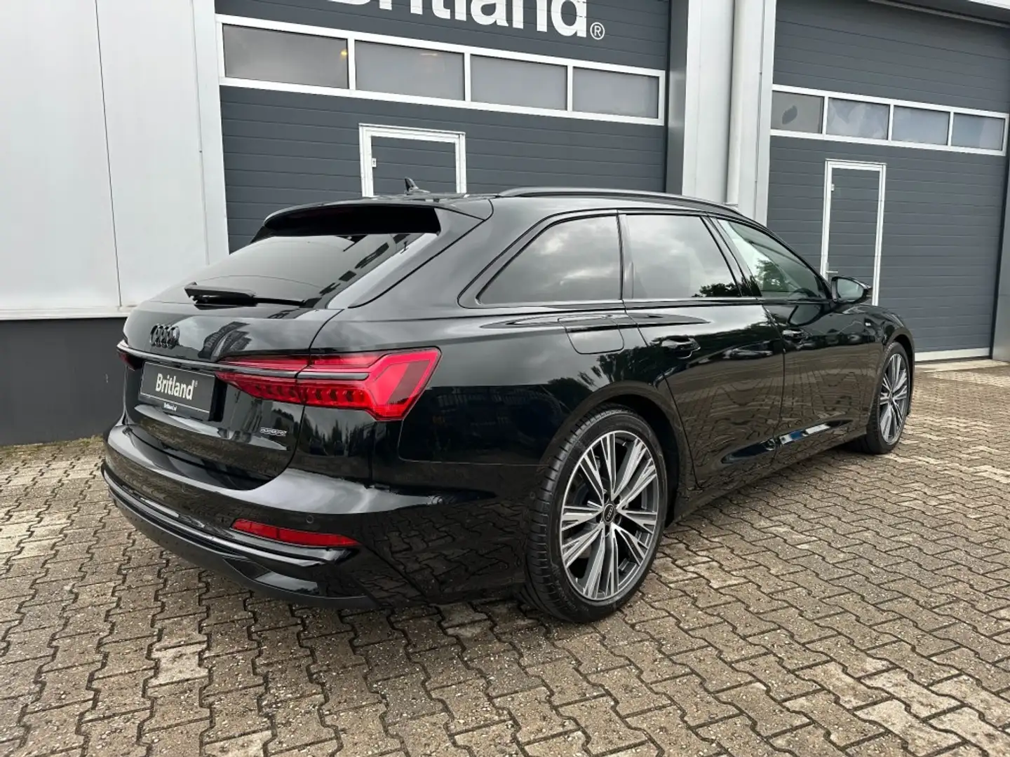 Audi A6 50 TFSI e Quattro S-Line 2025 *Pano *Adaptive *Hea Noir - 2