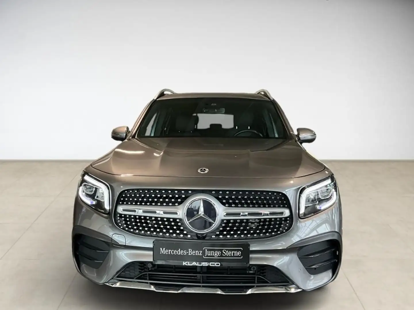 Mercedes-Benz GLB 200 d AMG S-Sitz PDC SHZ LED SpurH Sport Grau - 2