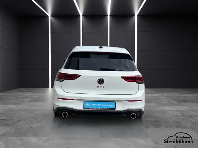 Volkswagen Golf view 5
