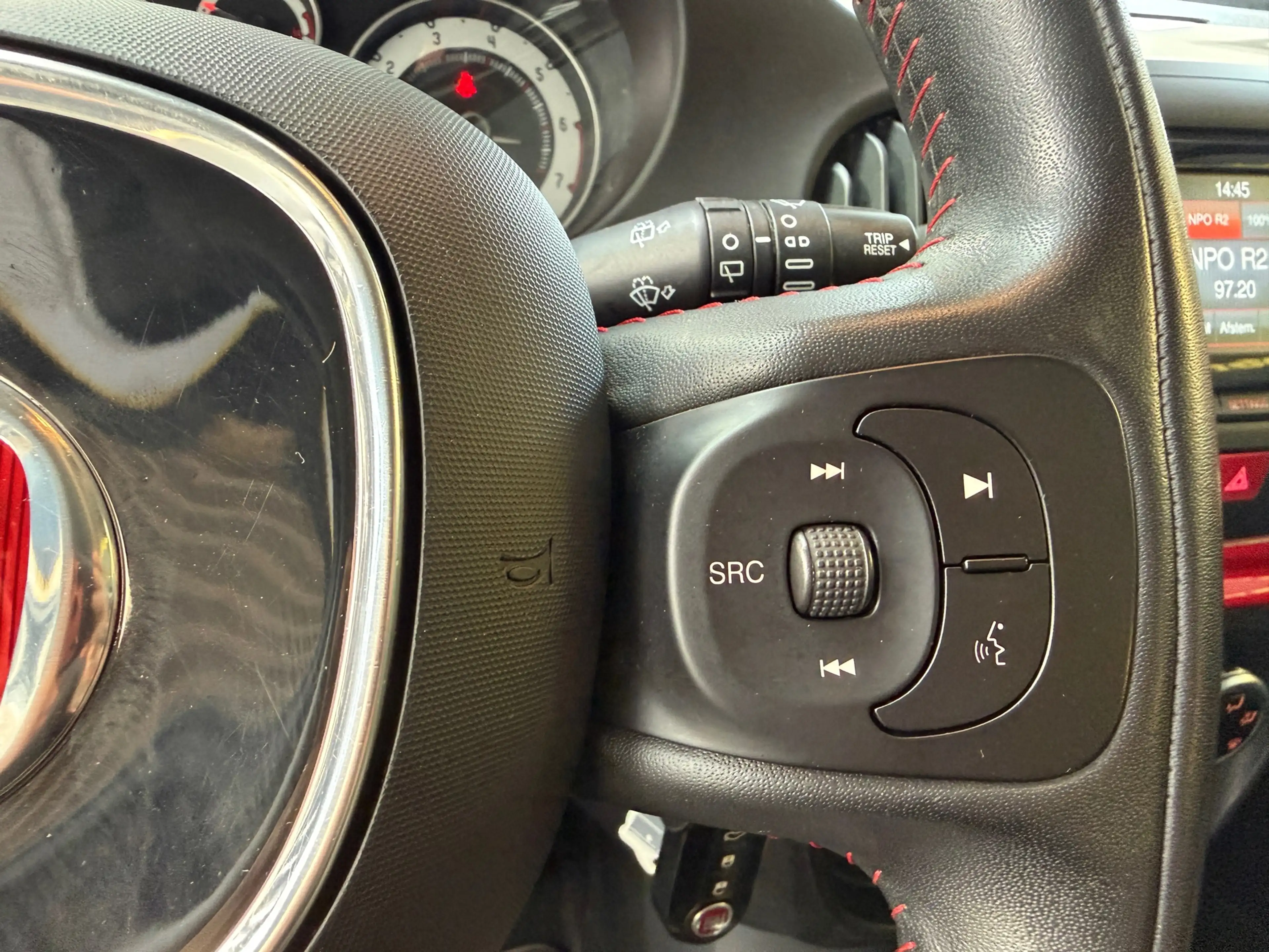 Fiat 500L 0.9 TwinAir Urban Edition | PDC | Airco | NL Auto — photo 13