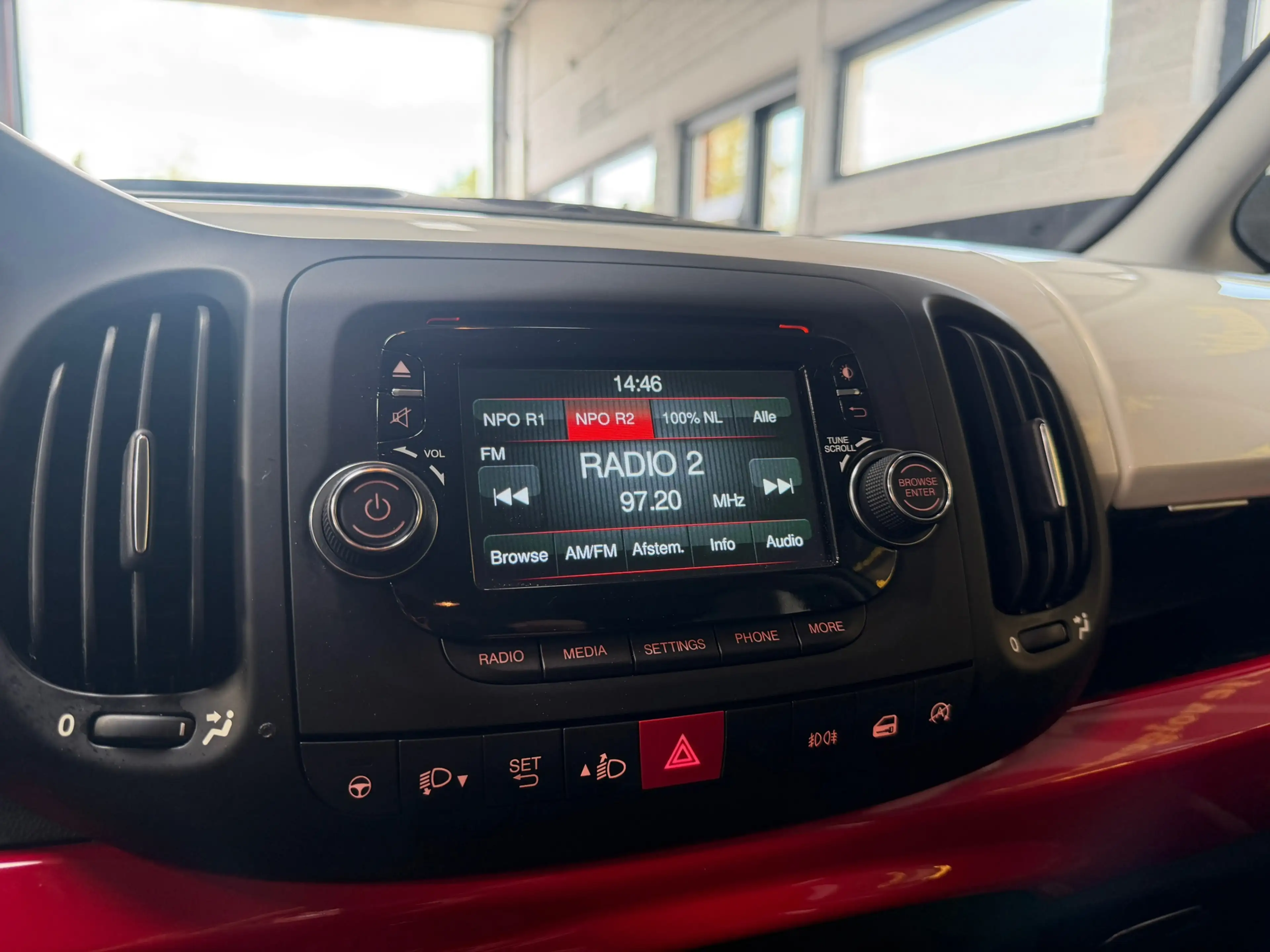 Fiat 500L 0.9 TwinAir Urban Edition | PDC | Airco | NL Auto — photo 15
