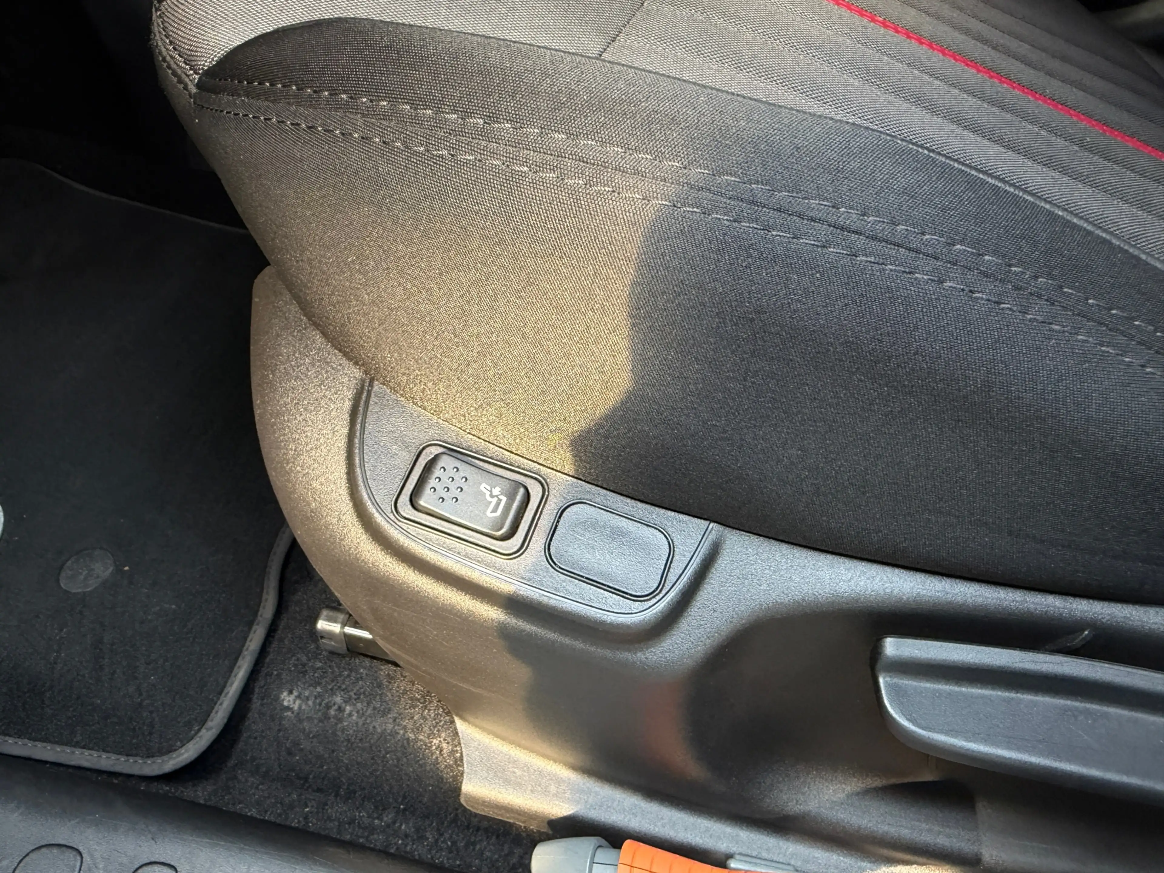 Fiat 500L 0.9 TwinAir Urban Edition | PDC | Airco | NL Auto — photo 21
