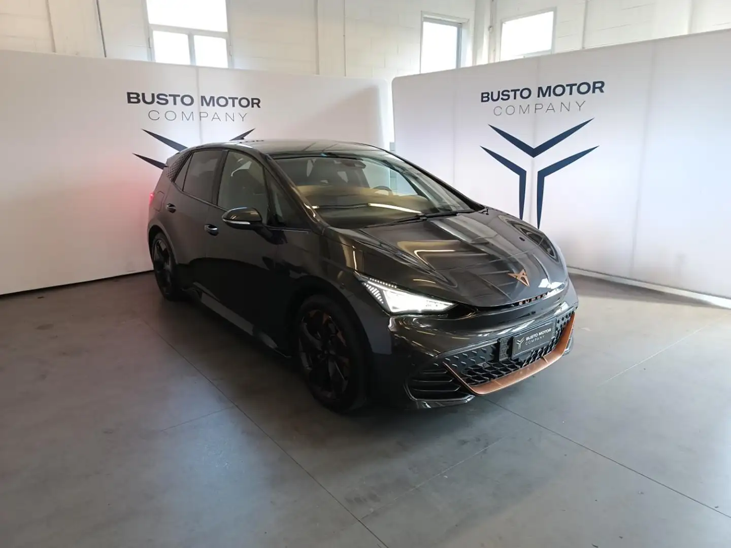 CUPRA Born 58kWh 231 CV Impulse Grau - 1