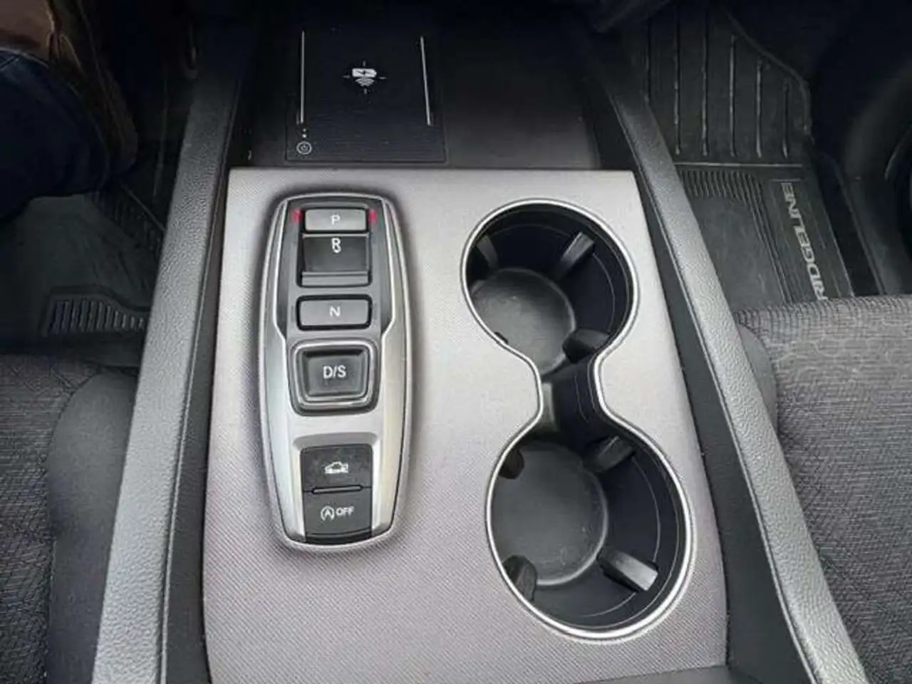 Honda Ridgeline снимка Honda Ridgeline