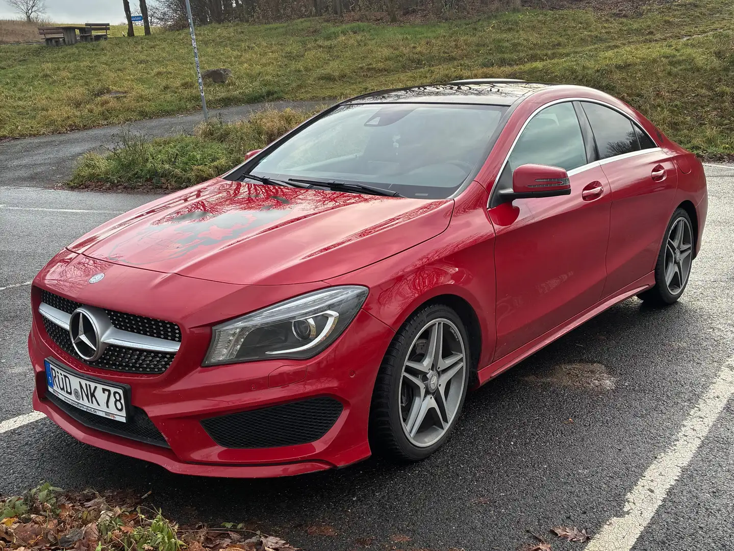 Mercedes-Benz CLA 220 CLA Diesel (CDI) d 7G-DCT AMG Line Rot - 1