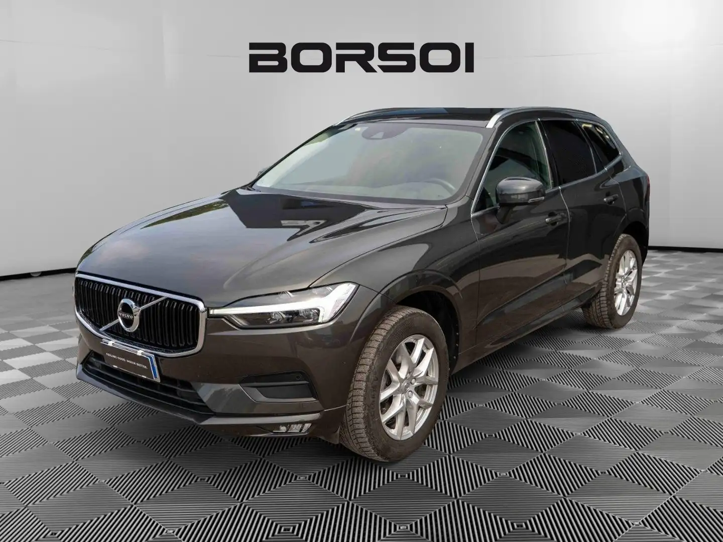 Volvo XC60 (2017-->) B4 (d) AWD Geartronic Momentum Pro Gris - 1