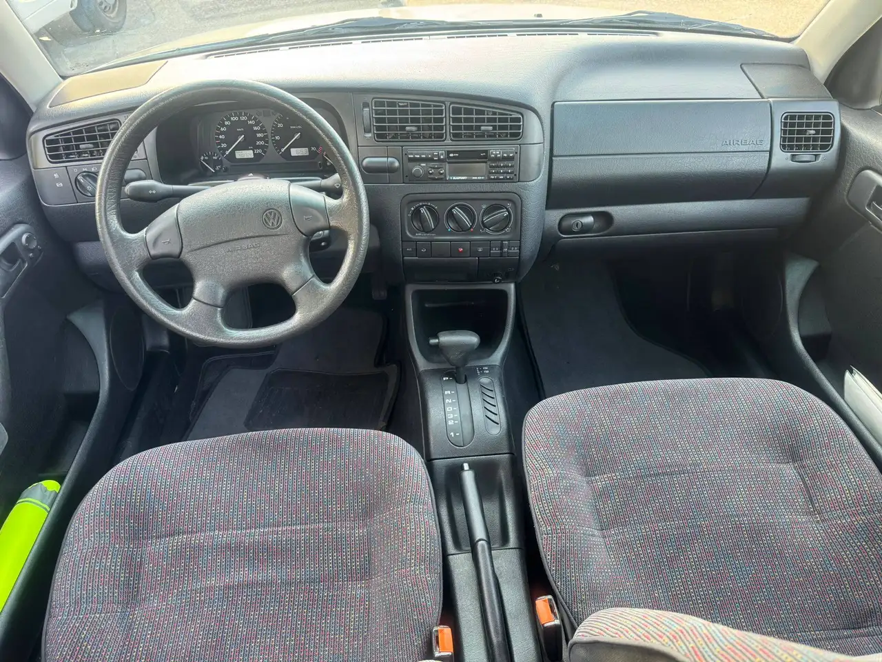 Volkswagen Golf III 1991 5p 1.8 GL 90cv auto cat., foto 10