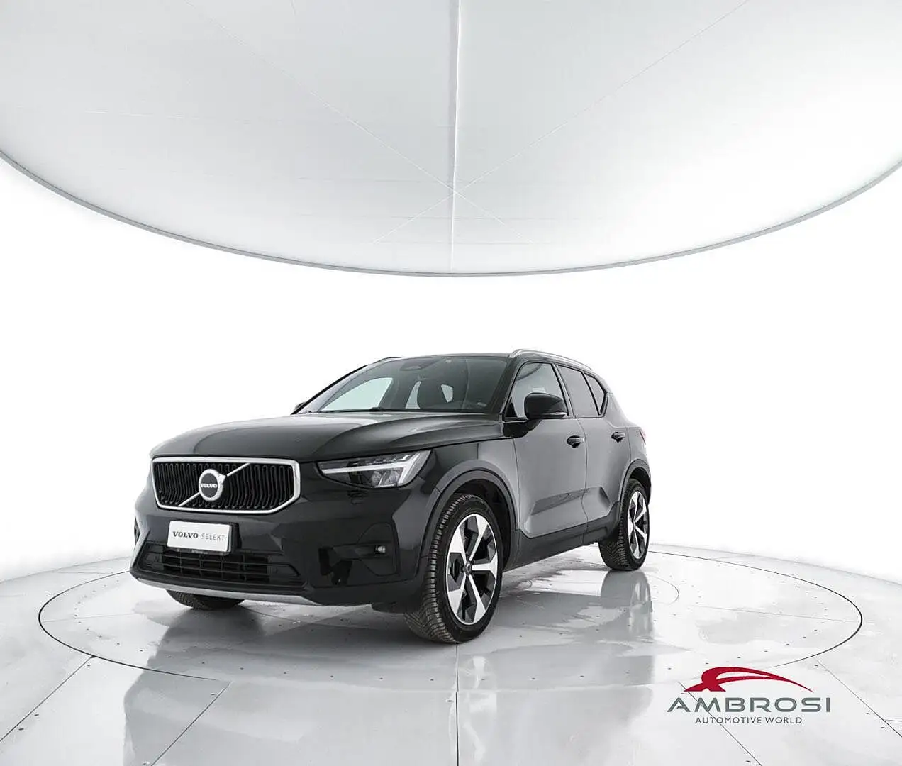 Volvo XC40 Mild Hybrid B3 automatico Core Nero - 1