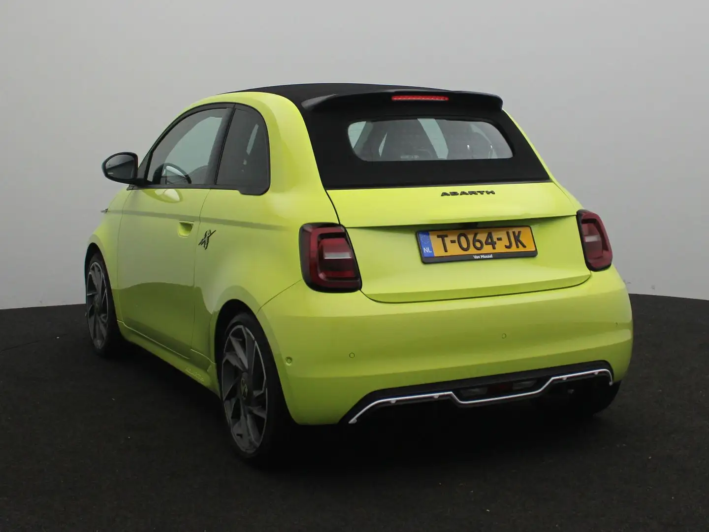 Abarth 500C Abarth Scorpionissima 42 kWh | Alcantara Sportstoe Gris - 2