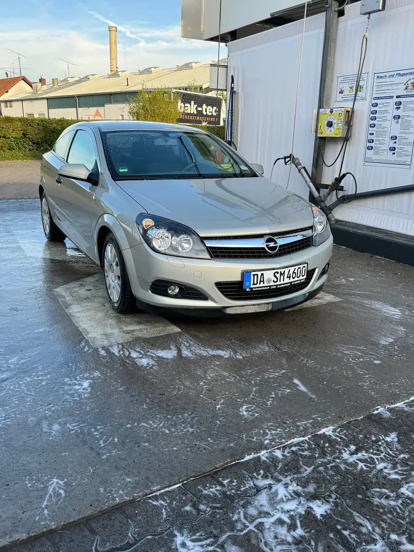 Opel Astra Gris - 1