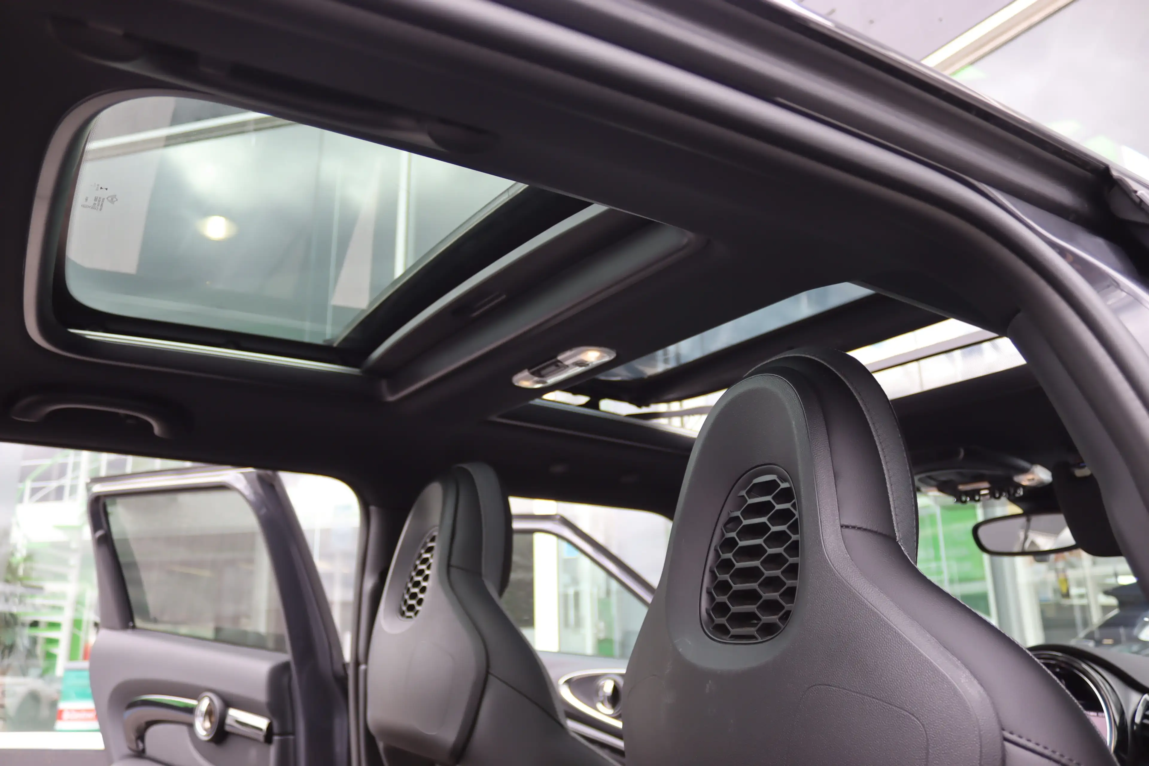 MINI John Cooper Works Clubman ALL4 300CV PANO GPS CAMERA XENON FULL UTILITAIRE TVAC — photo 12