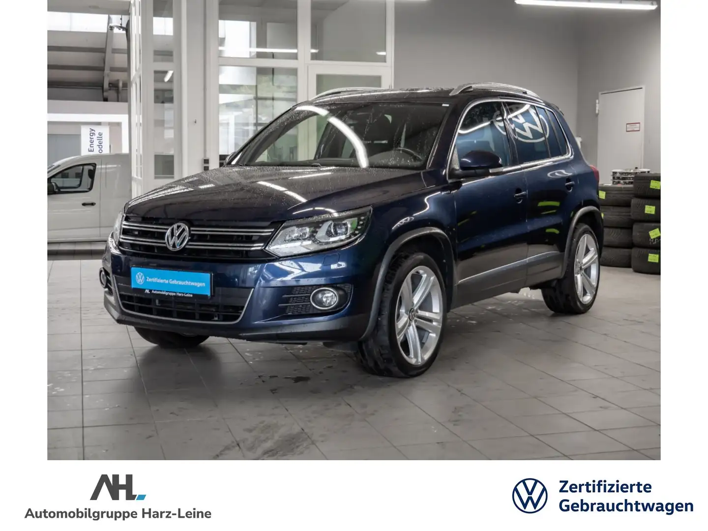 Volkswagen Tiguan CLUB & LOUNGE TDI DSG 4MOTION+ALU 19''+PANO+RÜCKFA Blau - 1