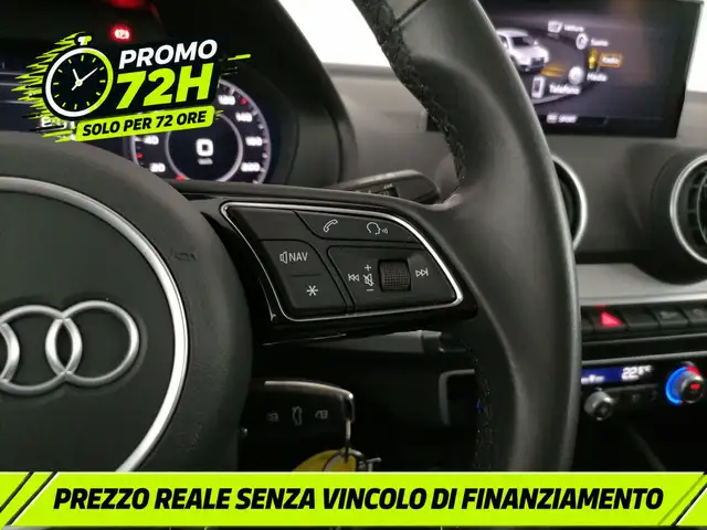 Audi Q2 view 23