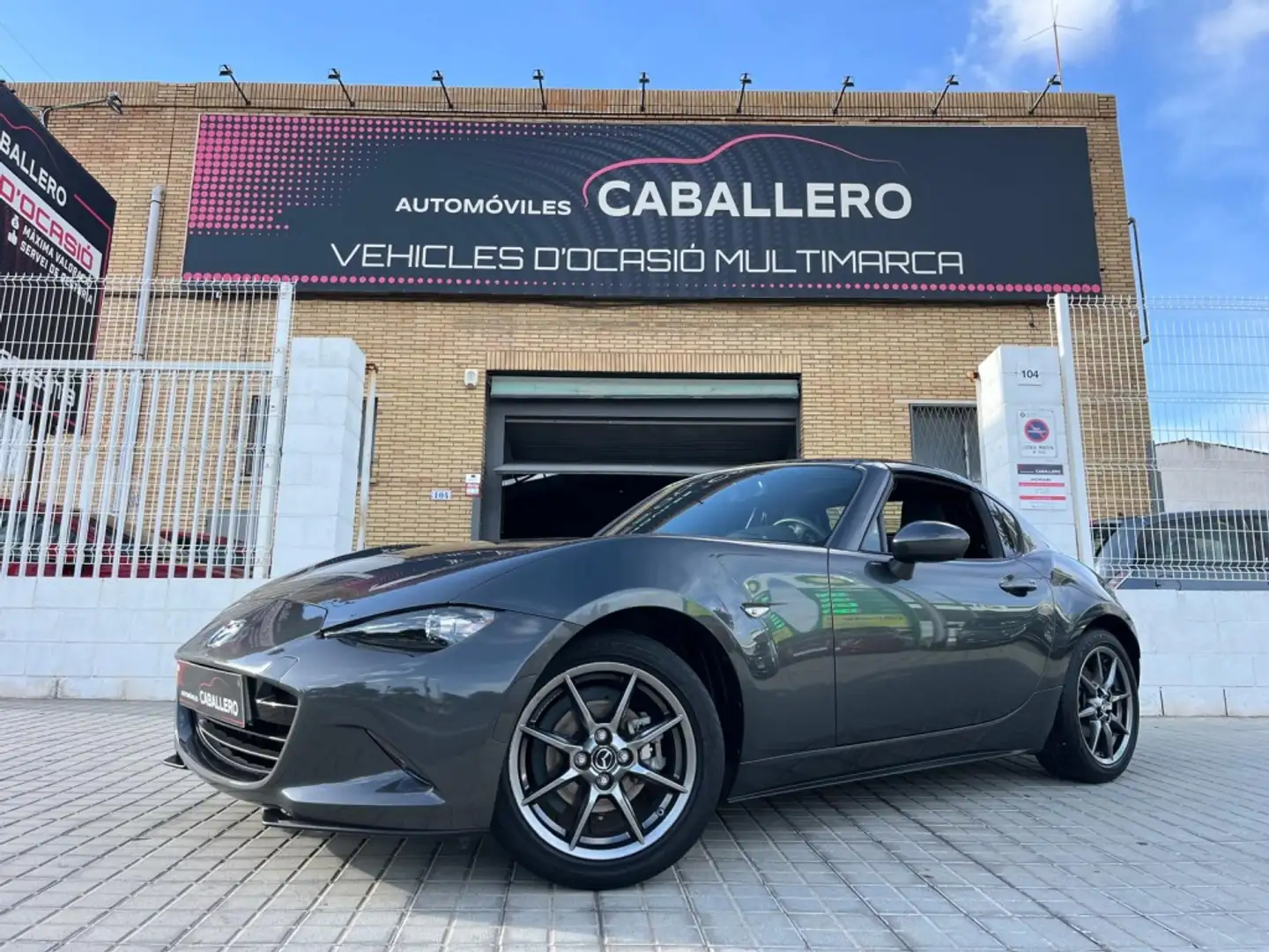 Mazda MX-5 RF 1.5 Skyactiv-G Zenith Gris - 2