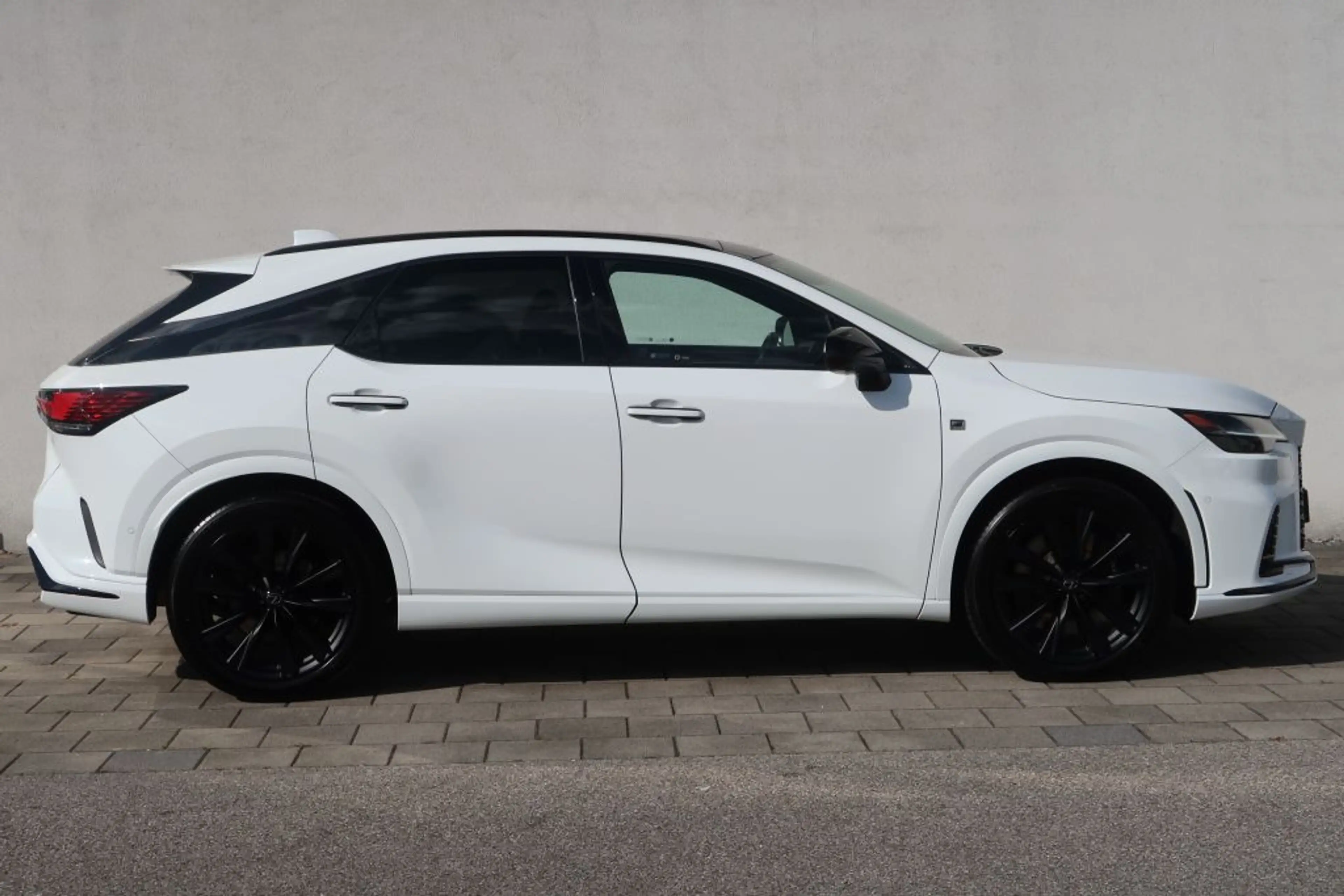 Lexus RX 500h (hybrid) F SPORT+ Interieur Paket+Panoramadach — photo 3
