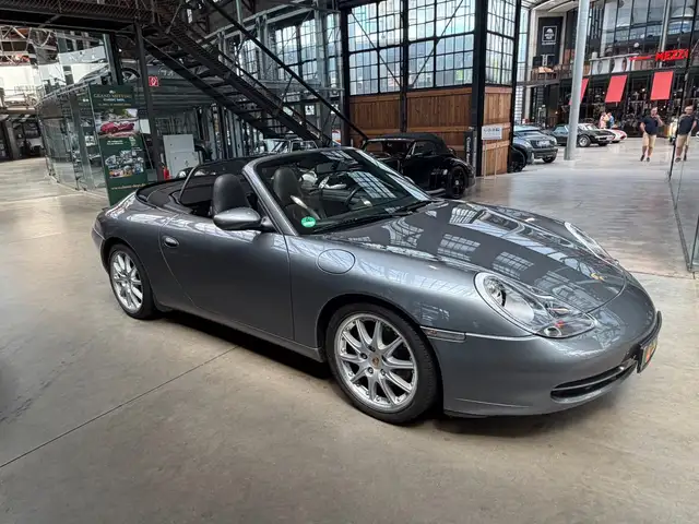 Porsche 996 Carrera 2 Cabriolet Sammlerzustand