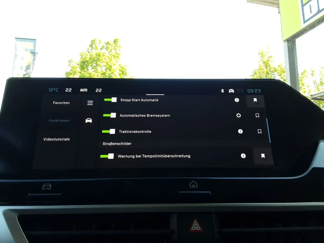 Citroen C4 Hybrid 136 Max ACC+LED+Navi+SHZ 25