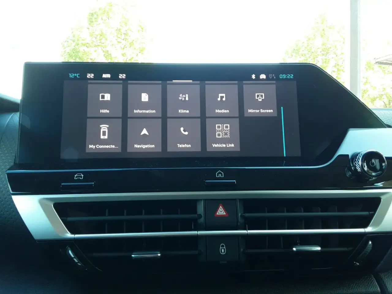 Citroen C4 Hybrid 136 Max ACC+LED+Navi+SHZ 23