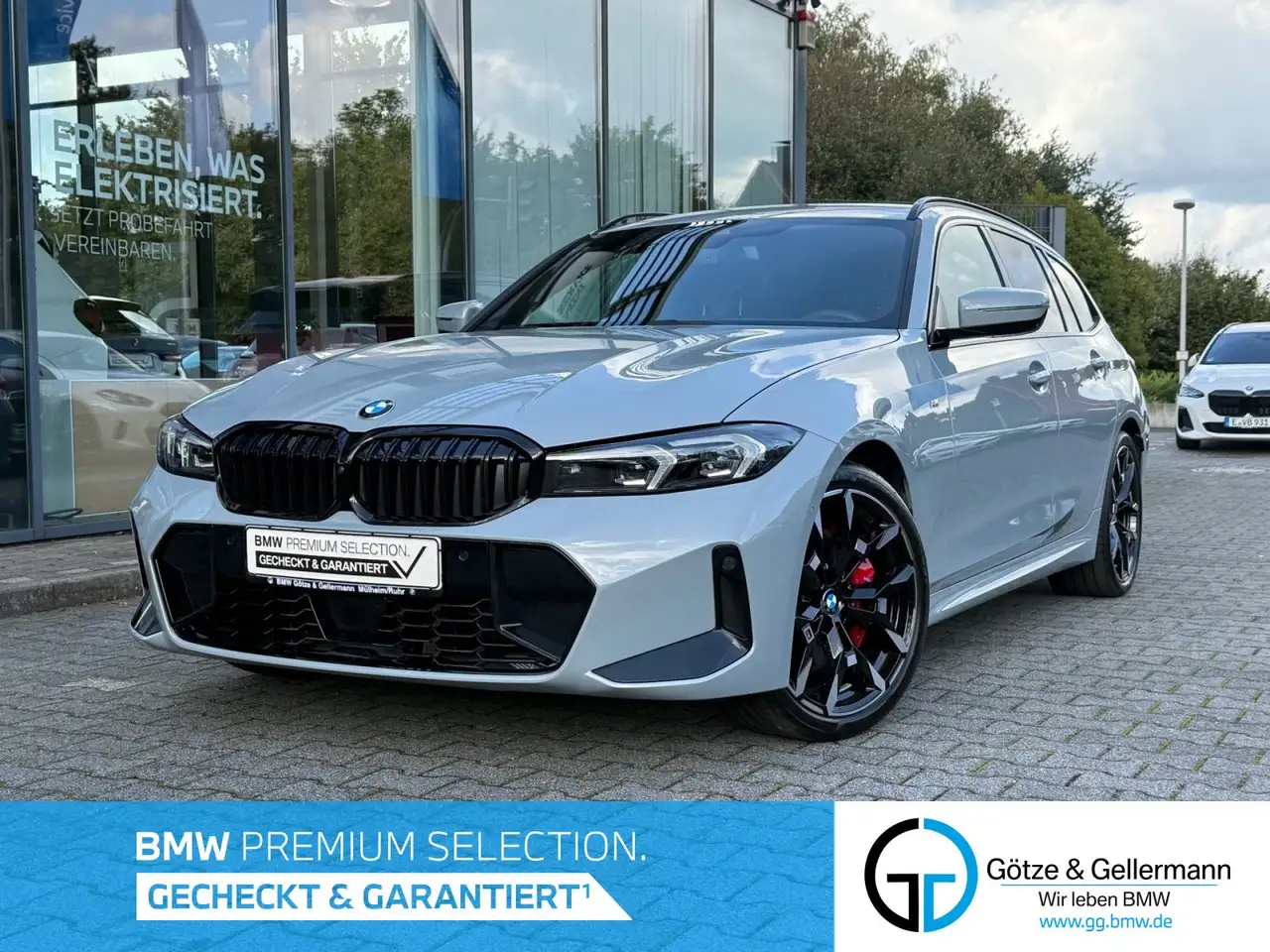 BMW 330 d xDrive Touring M Sport PRO //Stop&Go HeadUp — photo 1 of 20