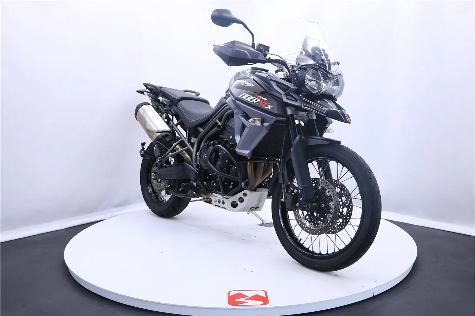 Triumph Tiger 800 - 1