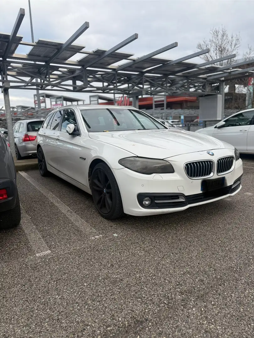 BMW 525 525d Touring Xdrive - 2