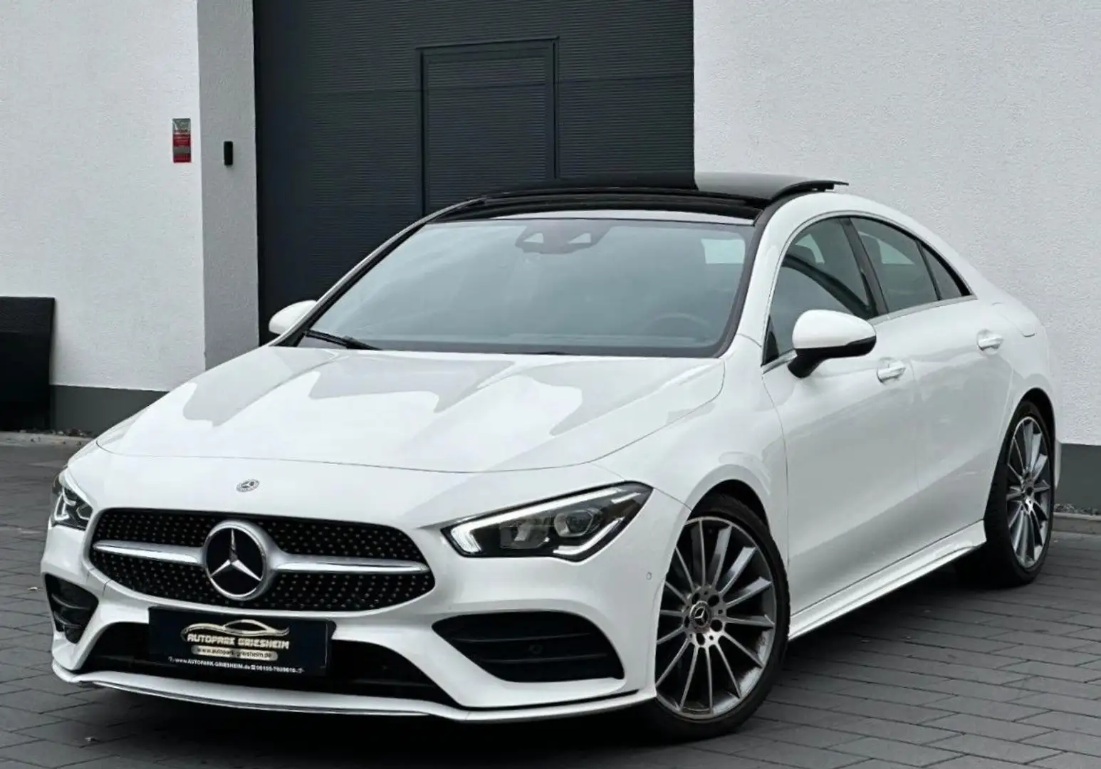 Mercedes-Benz CLA 200 *AMG-LINE*2H*MBUX*NAVI*Wide*PANO*LED Blanc - 1