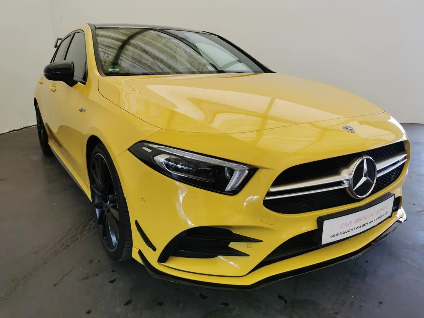 Mercedes-Benz A 35 AMG 4Matic Performance-Panodach-LED- Or - 2