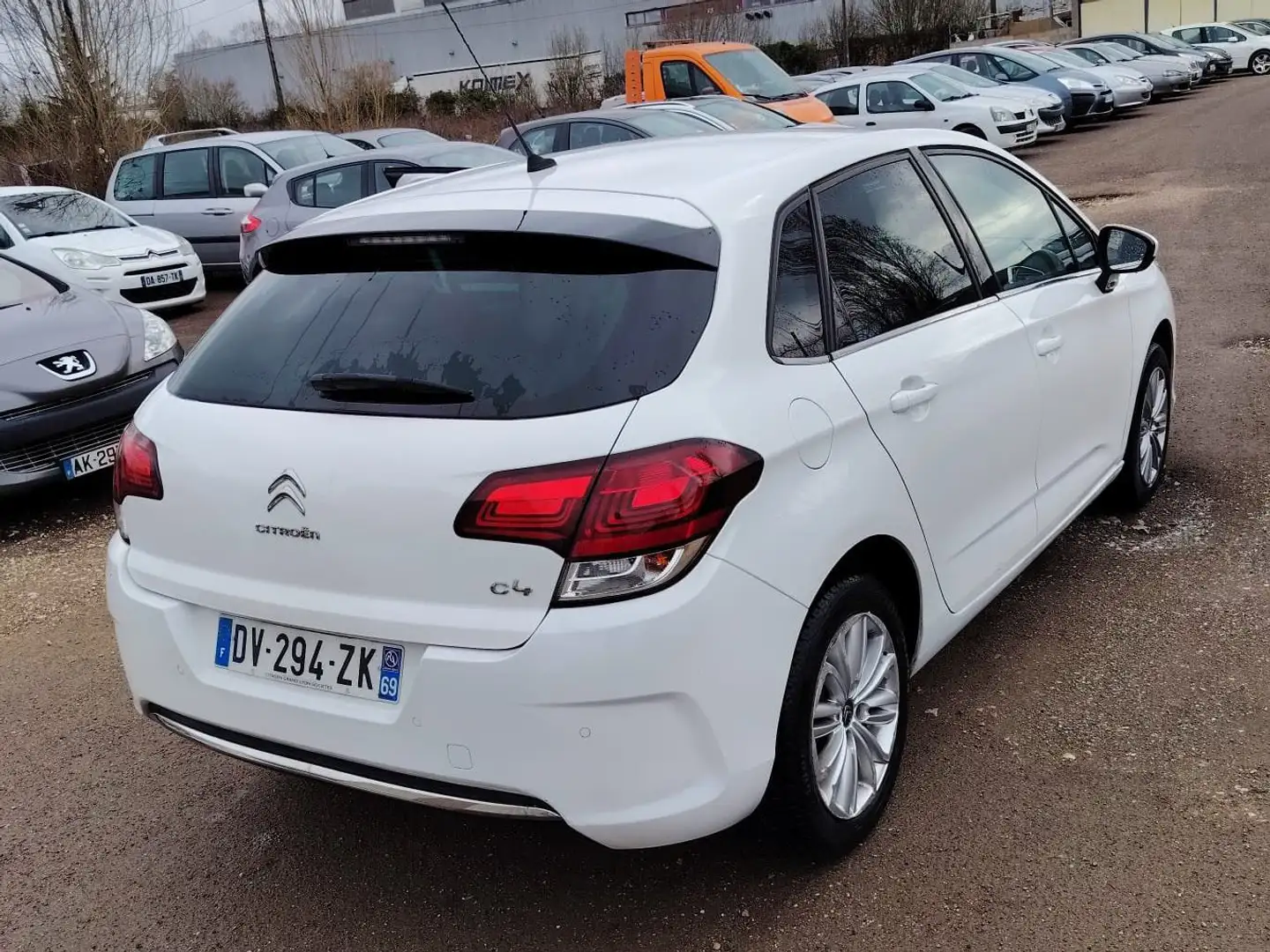 Citroen C4 Белый - 2