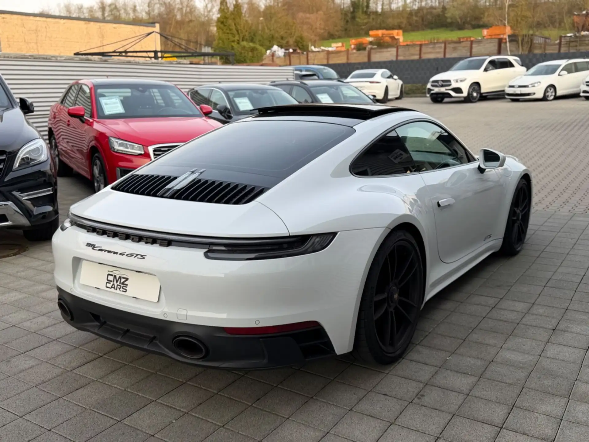 포르쉐 Porsche 911 911 Carrera 4 GTS Coupe 2022 흰색 사진 8