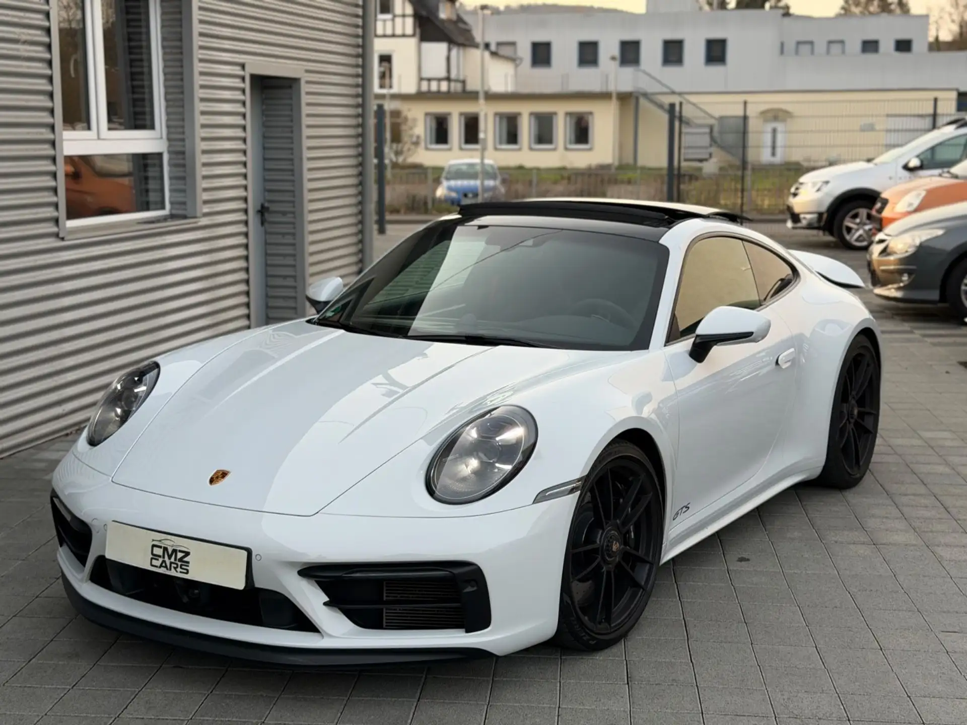 포르쉐 Porsche 911 911 Carrera 4 GTS Coupe 2022 흰색 사진 1
