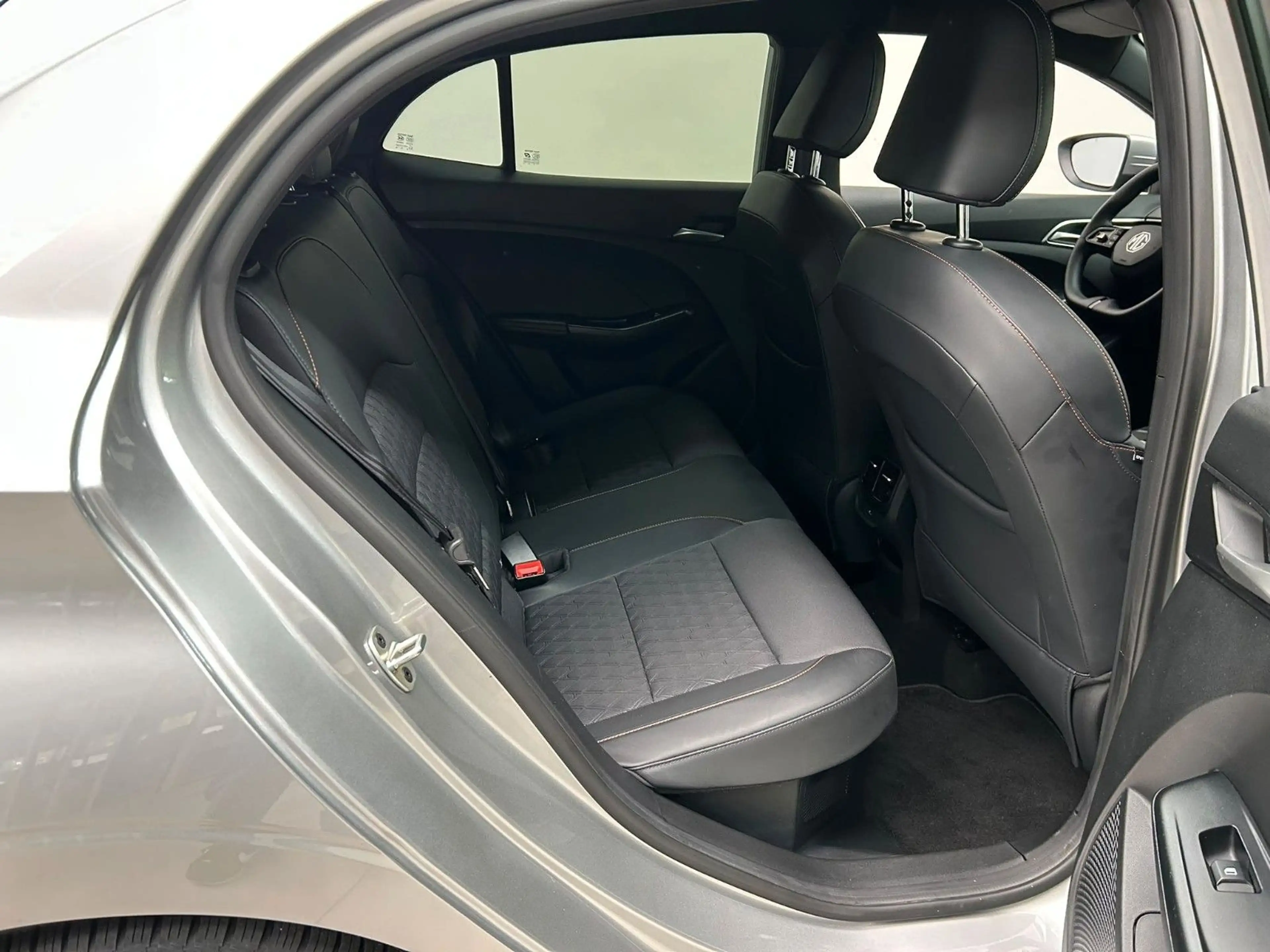 MG MG3 1.5 Hybrid+ 143 kW Luxury 360°-Kamera Navi — photo 13
