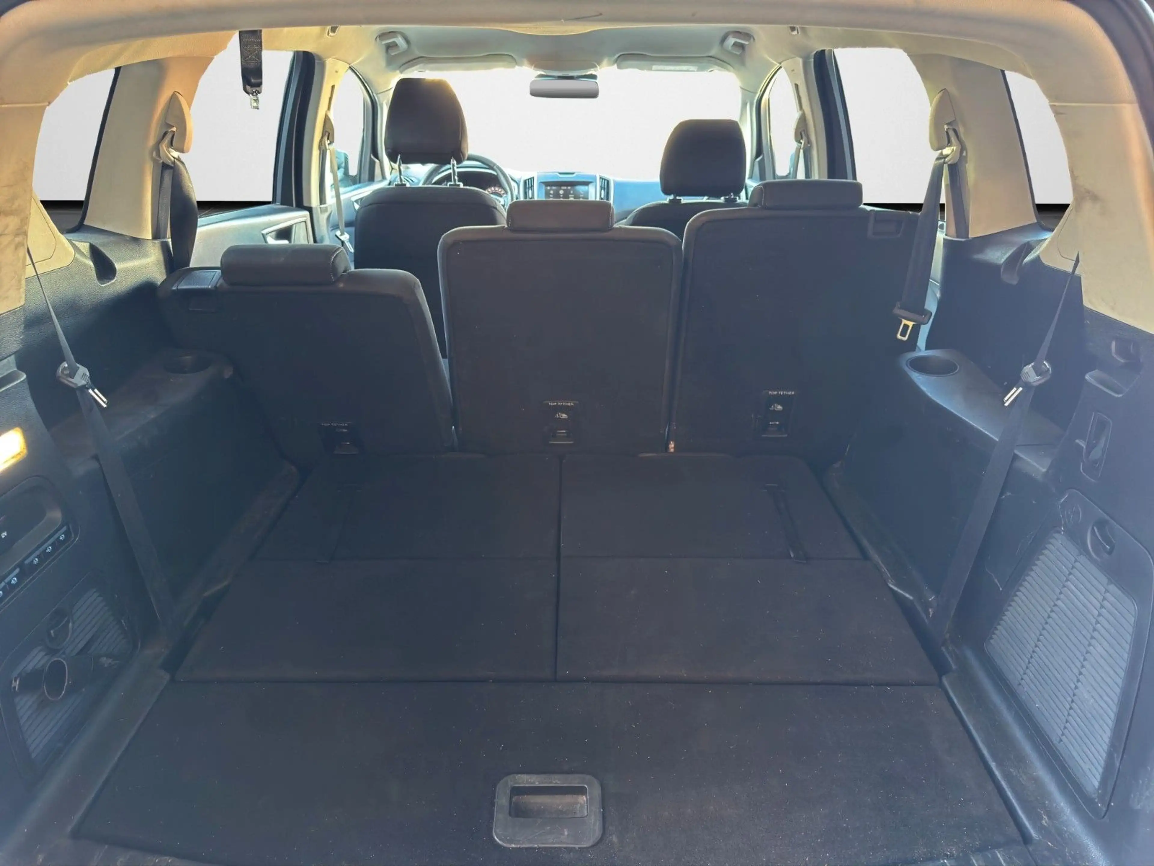 Ford S-Max Titanium Auto.M 7 SITZE SHZ KLIMA AHK LED — photo 5