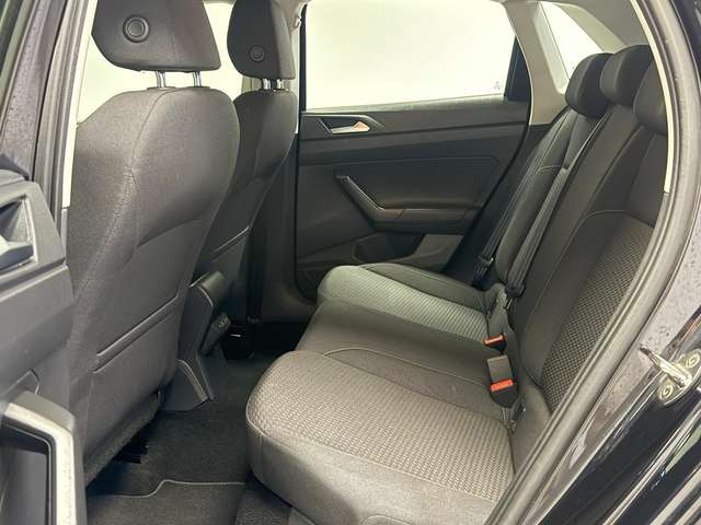Volkswagen Polo — photo 12