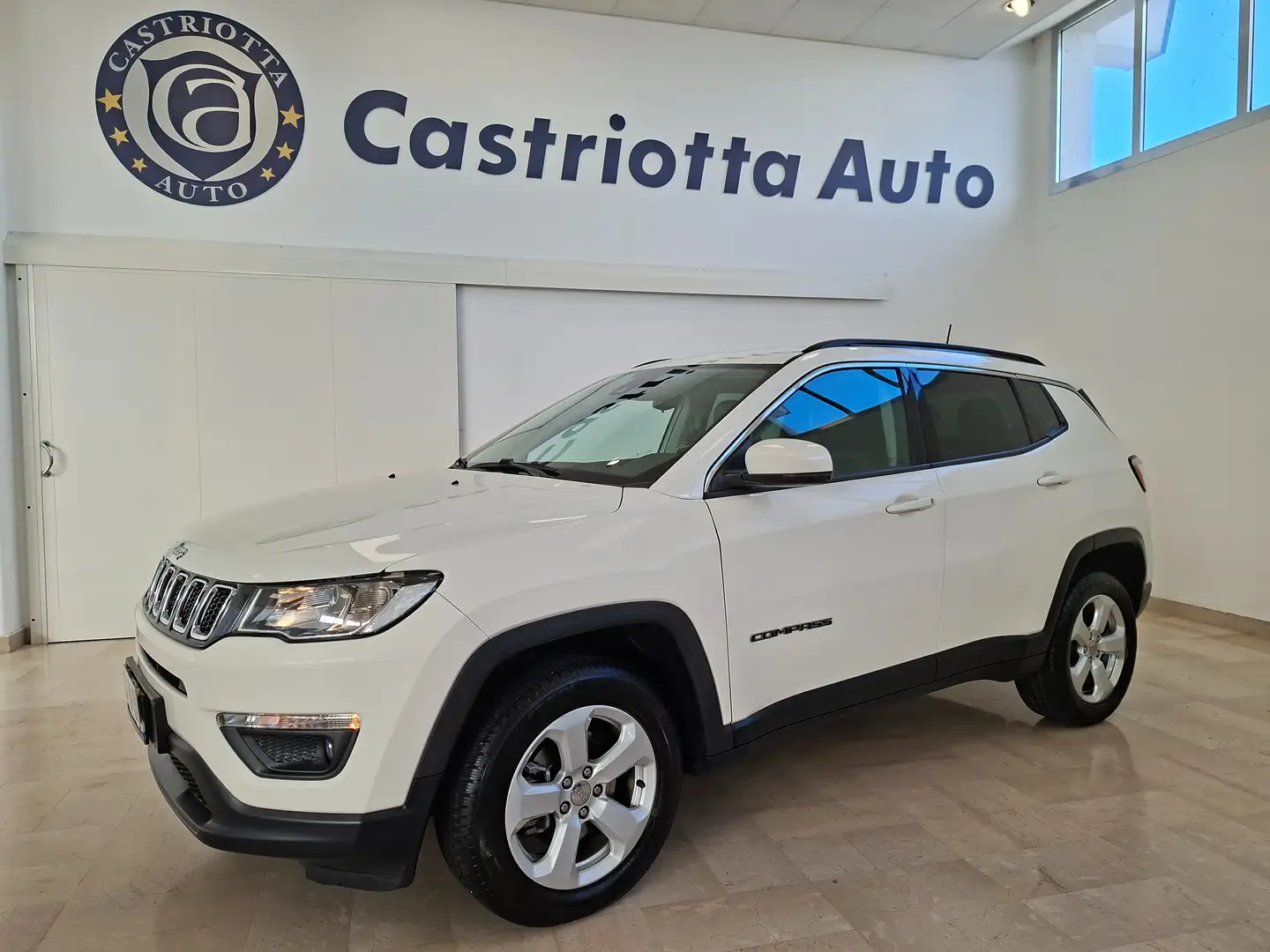Jeep Compass 2.0 mjt manuale 4wd 140cv Bianco - 1