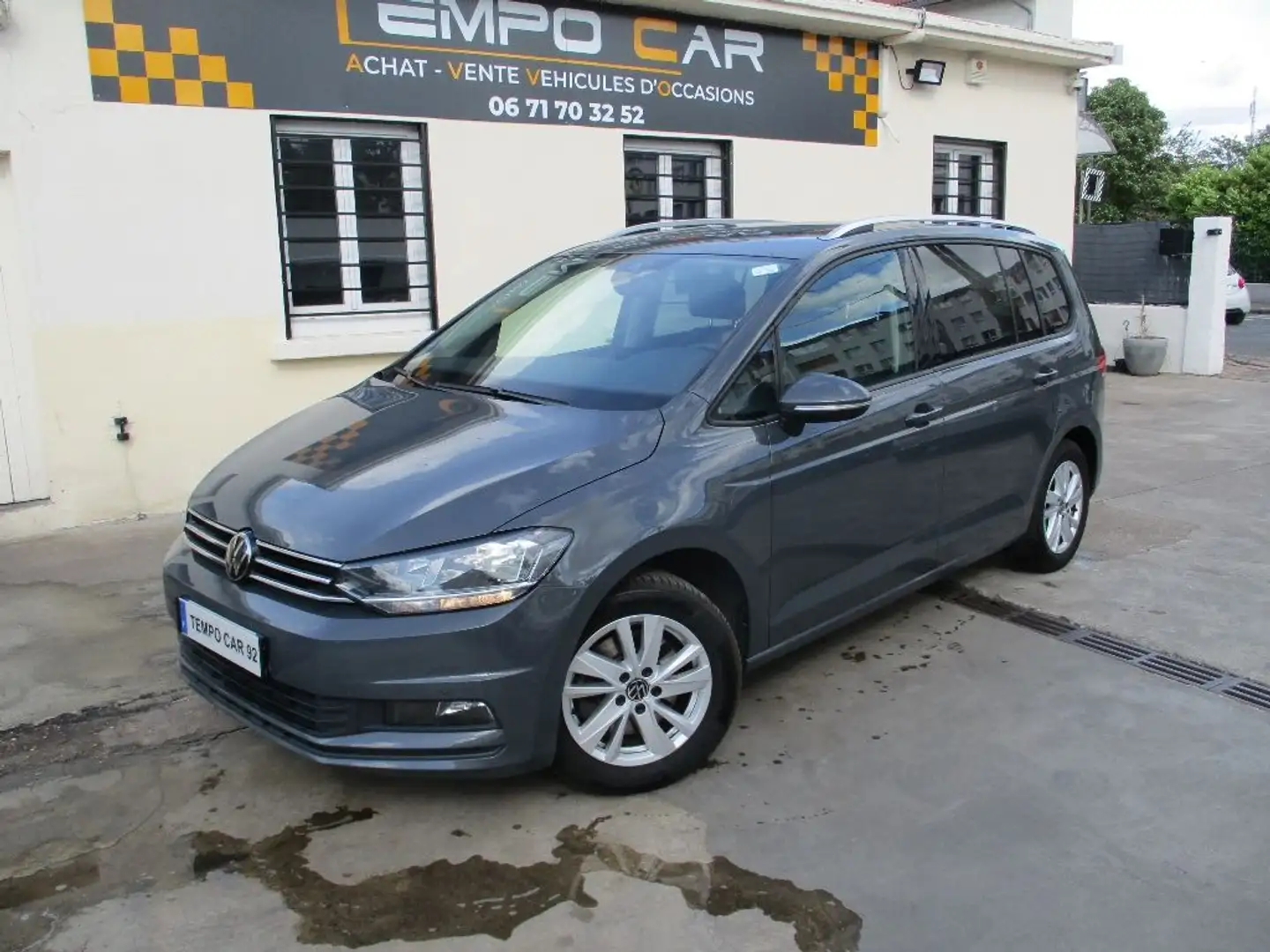 Volkswagen Touran 1.5 TSI EVO 150 DSG7 7pl Lounge Grau - 1
