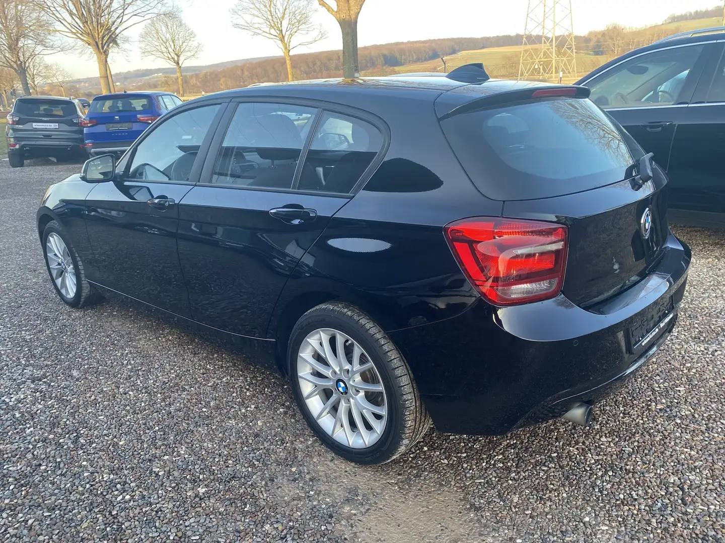 BMW 116 i Sitzheizung 17 Zoll Bluetooth Noir - 2