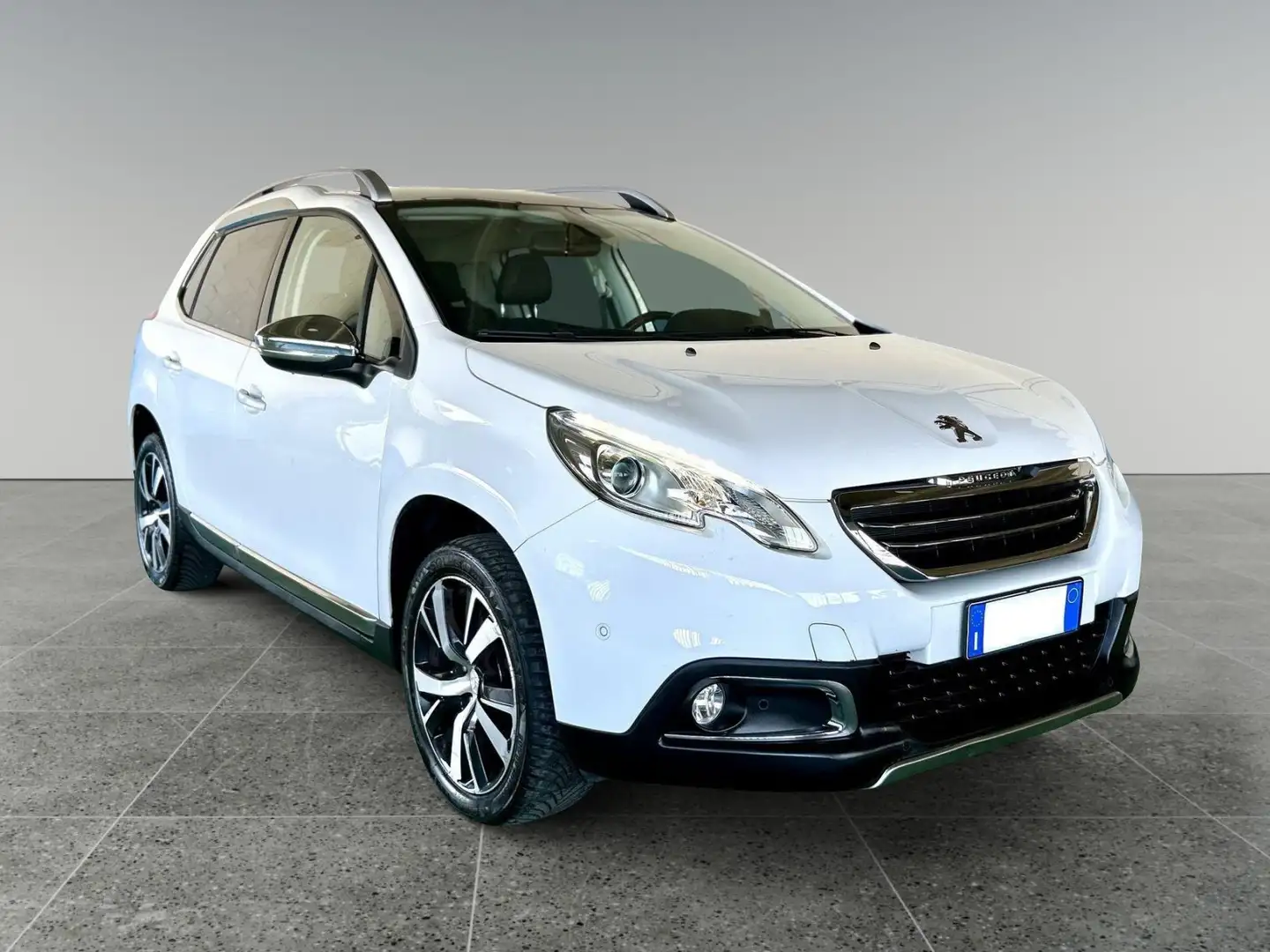 Peugeot 2008 1.2 PureTech 110 CV Stop&Start Allure Bianco - 1