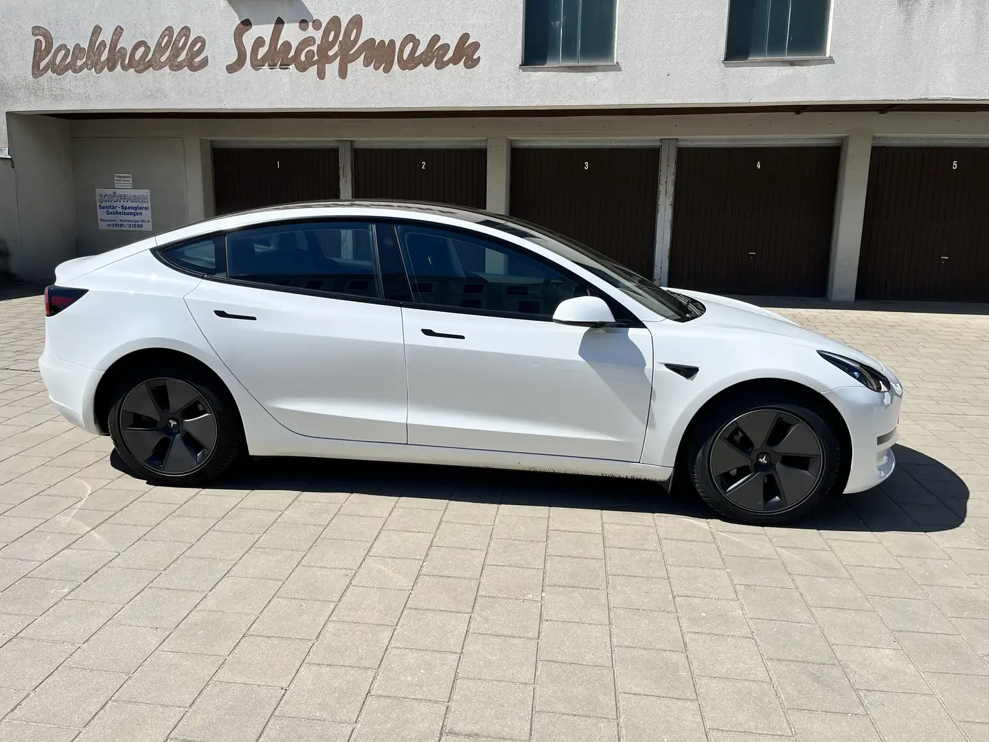 Tesla Model 3 RWD Hinterradantrieb - 2