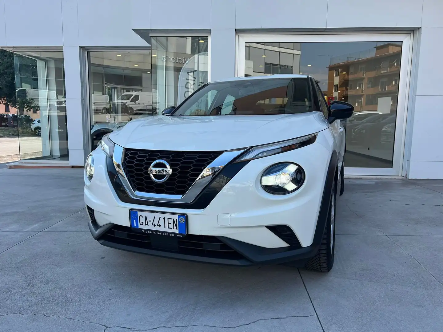 Nissan Juke 1.0 DIG-T 117 CV ACENTA C.MANUALE NEOPATENTATI Bianco - 2