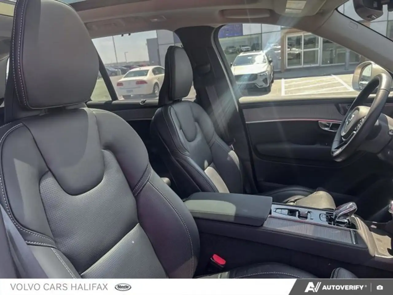 Volvo XC90 снимка Volvo XC90