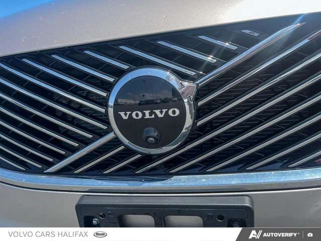2026 Volvo XC90 Ultra Bright Theme thumb 9