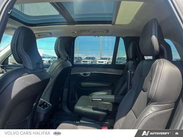 2026 Volvo XC90 Ultra Bright Theme thumb 22