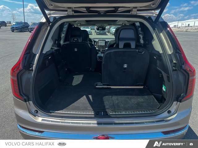 2026 Volvo XC90 Ultra Bright Theme thumb 11
