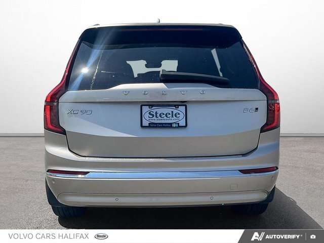 2026 Volvo XC90 Ultra Bright Theme alt 5