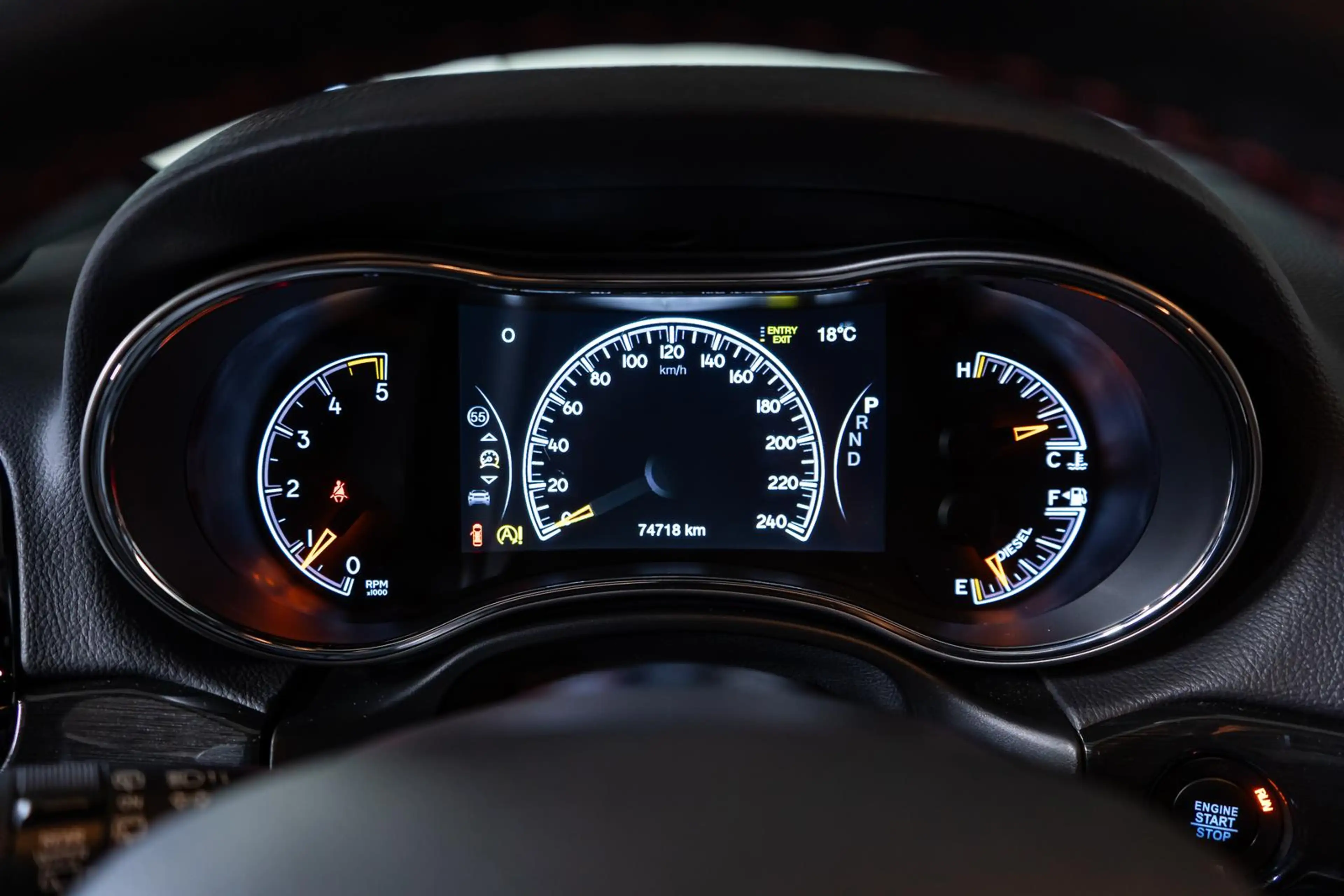Jeep Grand Cherokee 3.0 CRD Trailhawk ALPINE KEYLESS — photo 19