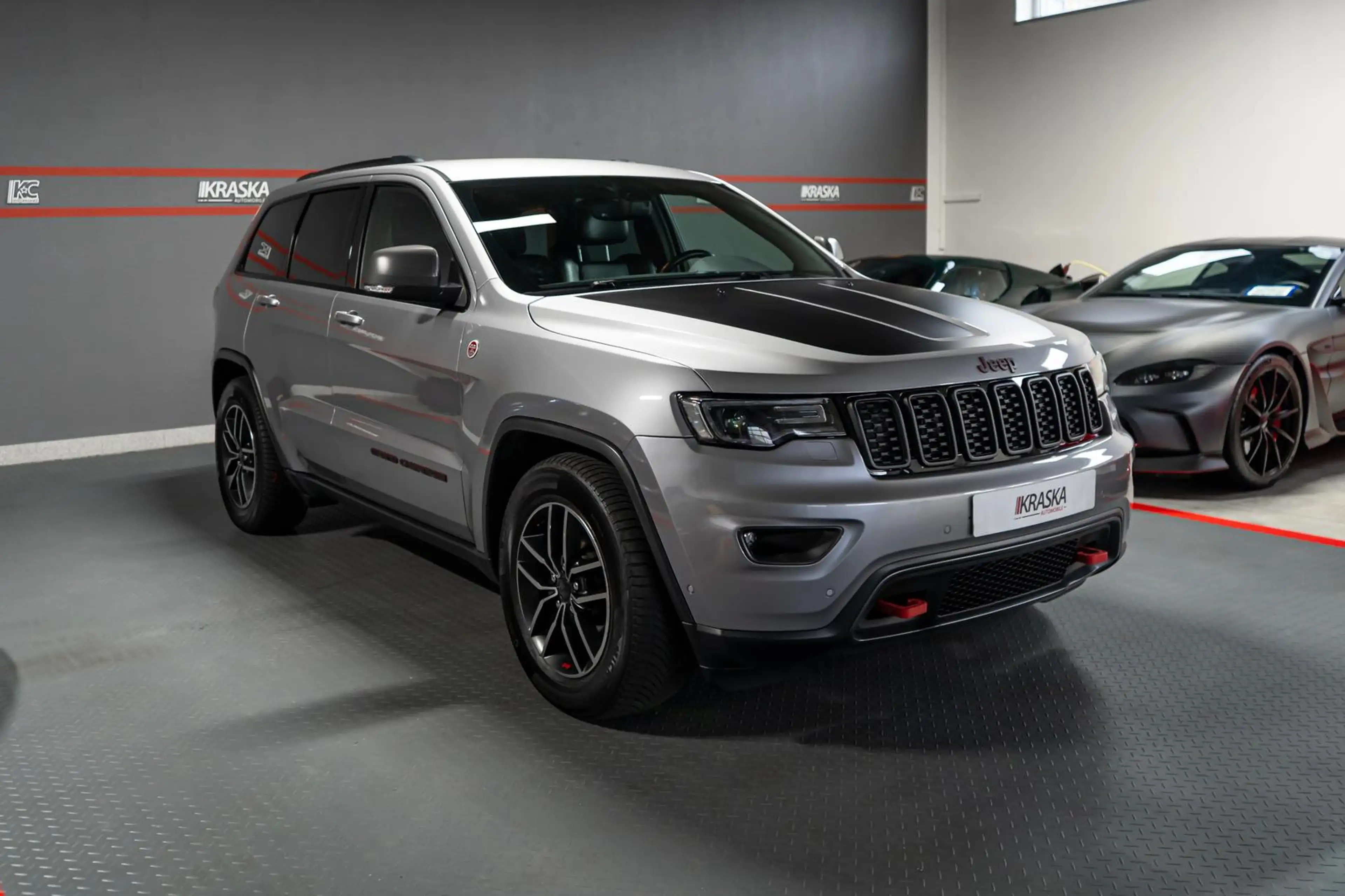 Jeep Grand Cherokee 3.0 CRD Trailhawk ALPINE KEYLESS — photo 6