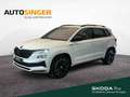 Skoda Karoq Sportline TSI DSG 4x4 *AHK*PANO*MATRIX*NAV Weiß - thumbnail 1
