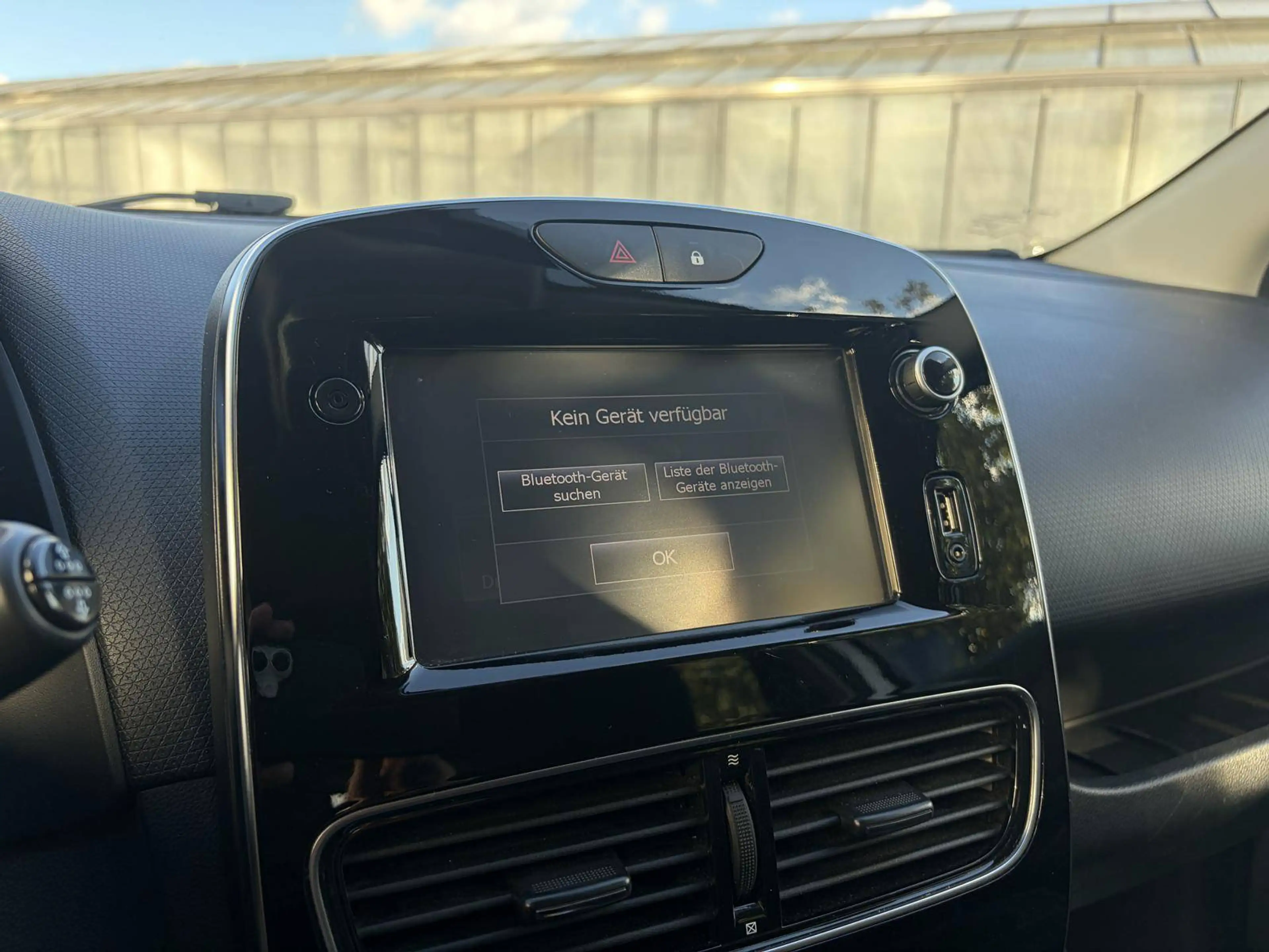 Renault Clio Kombi 1,5dCi Navi PDC 1.Besitz SR+WR Service & Pickerl NEU — photo 10