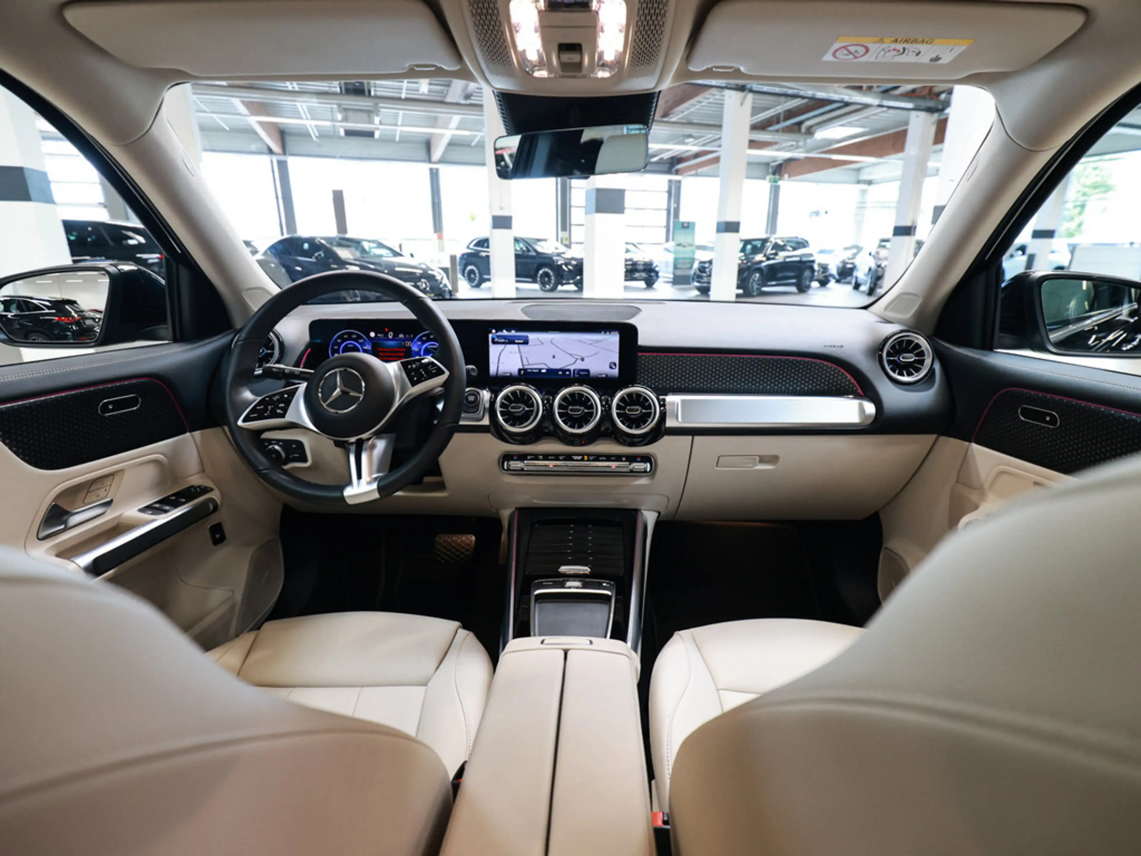 Mercedes-Benz EQB 250 + Progressive Advanced+ ACC PANO LED — photo 11
