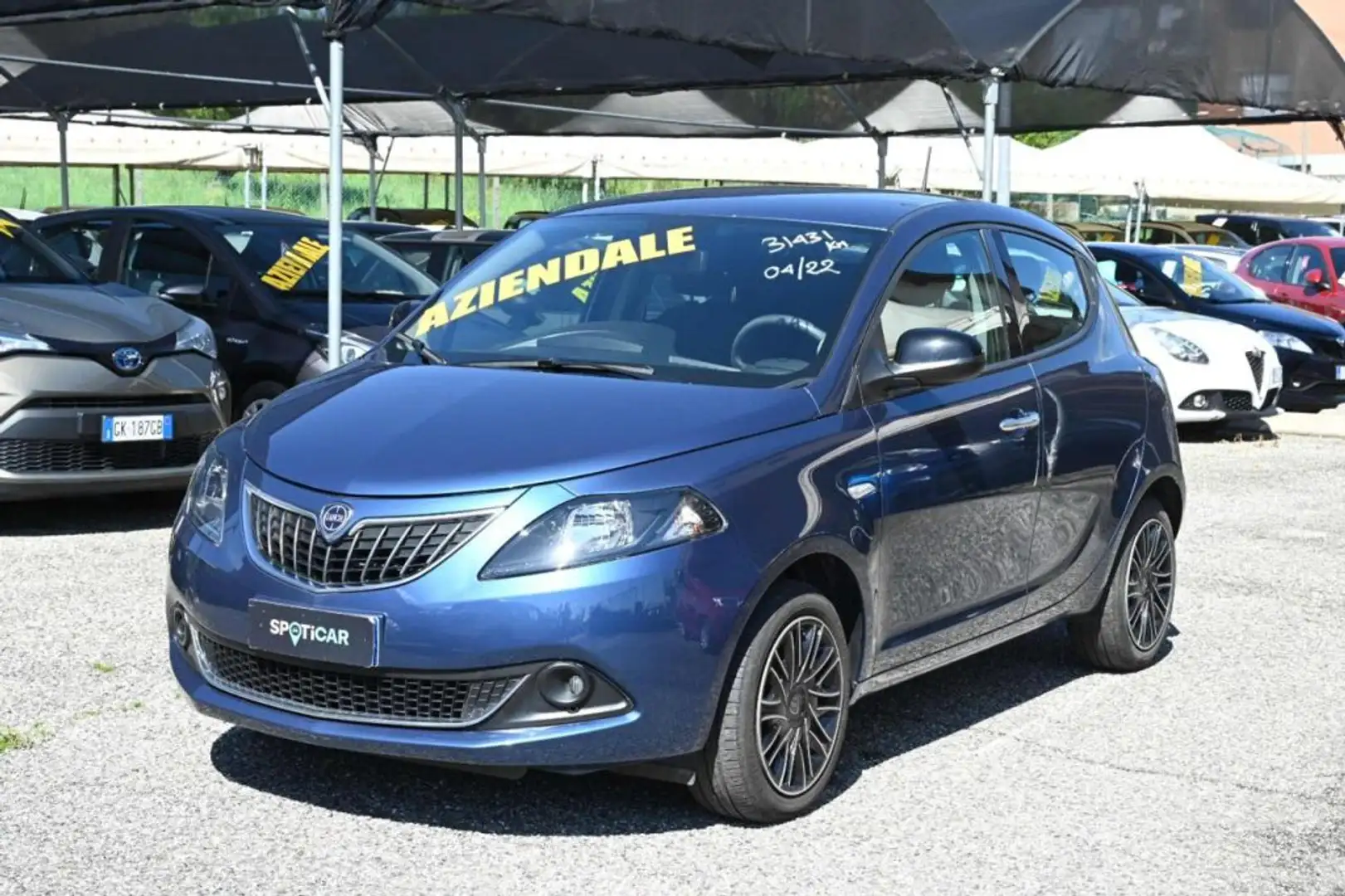 Lancia Ypsilon 1.0 FireFly 5 porte S&S Hybrid Gold Blu/Azzurro - 1
